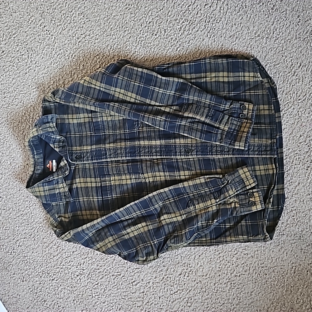 Ridgecut Men's Long sleeve Flannel. 100% cotton.
